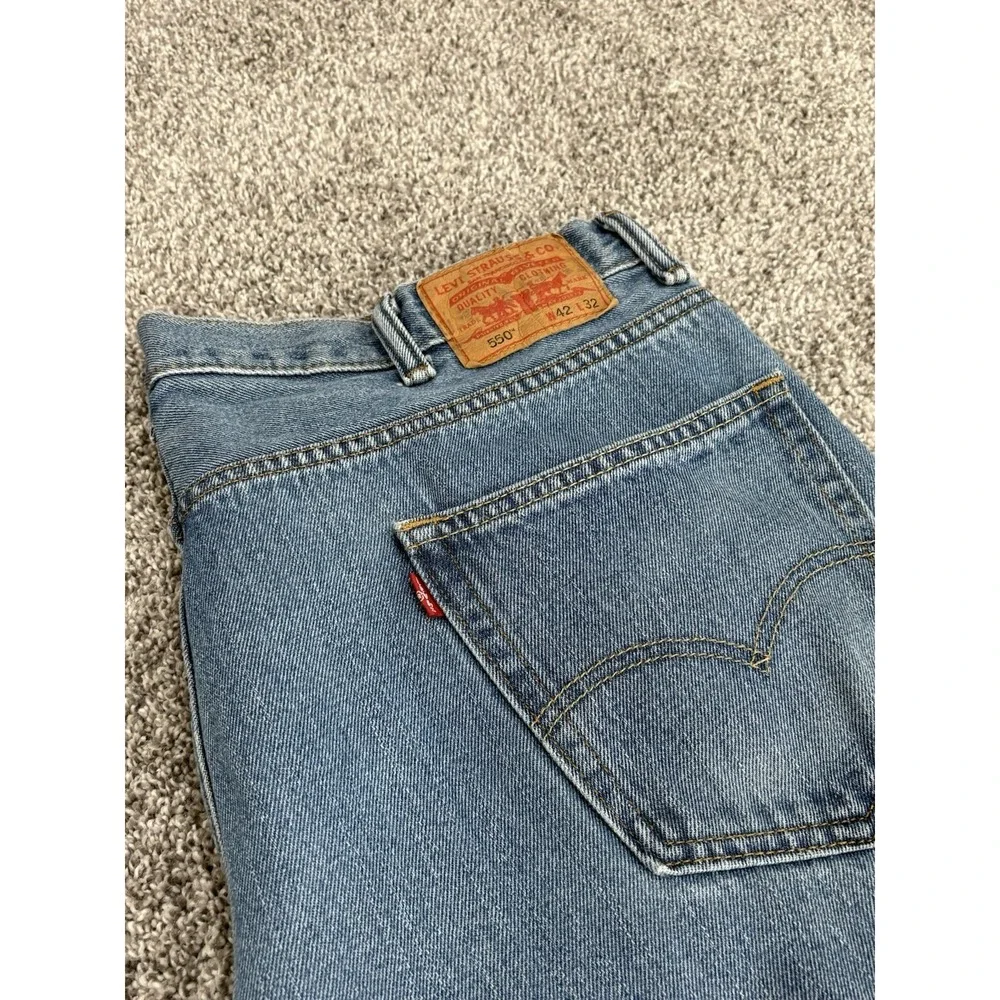 Levis 550 Jeans Men's 42x32 Blue Straight Leg Cotton Levi's 90's' Pants